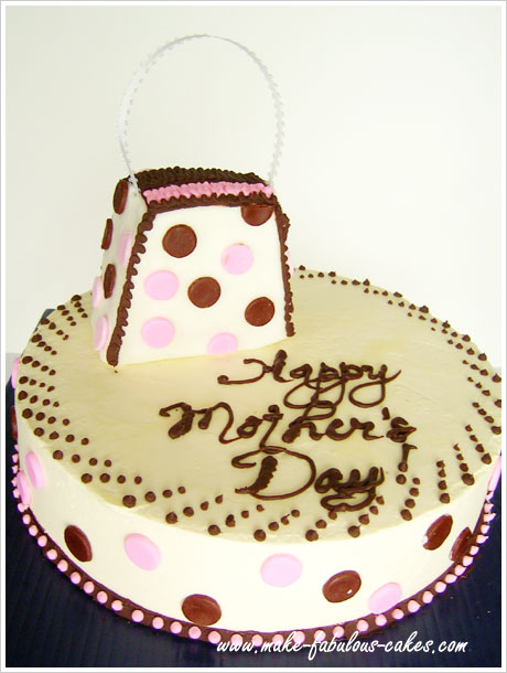 How to Make a Mothers Day Hand Bag Cake  For this project, I recommend  using an 8 inch square cake. I found this had the least amount of cake  wastage, as