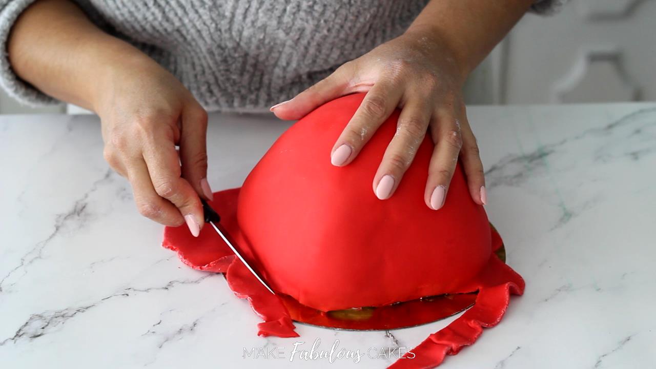 cut excess fondant with knife