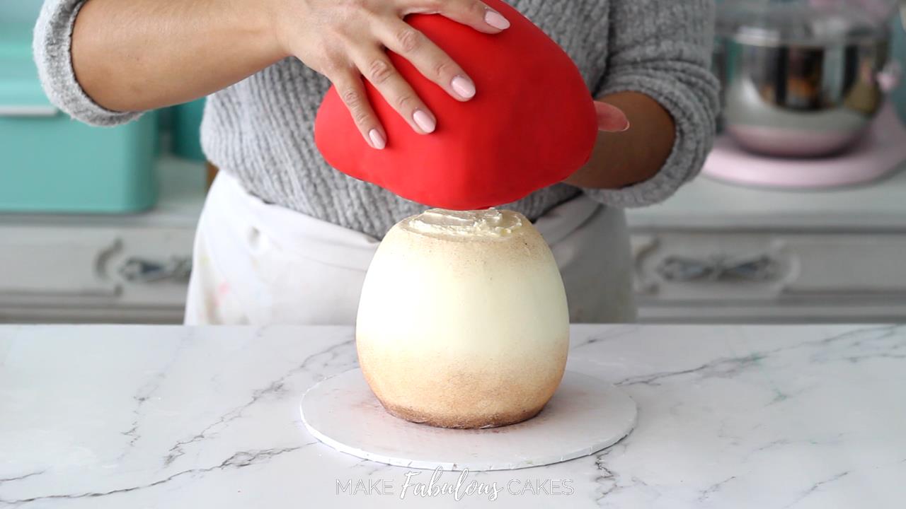 place mushroom top on to the mushroom cake base