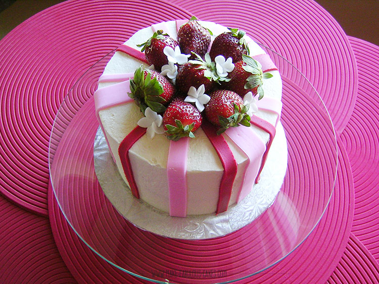 strawberry cake recipe from scratch